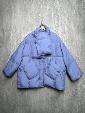 Пуховик женский с шарфом 8358 Размер 50-58 (васильковый) уценка