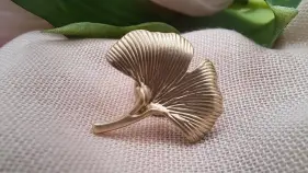 Брошь листок Гинкго Б0016