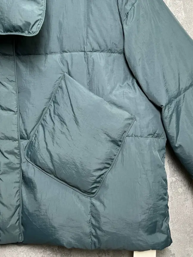 Пуховик женский с шарфом 8358 Размер 50-58 фото 25