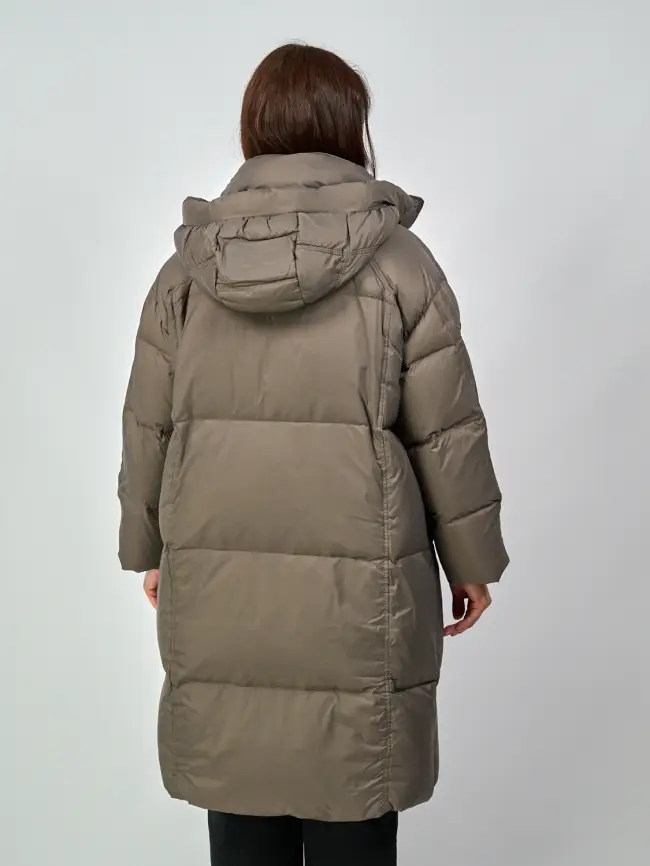 Пуховое пальто с кожаной вставкой 03741 Размер 48-54 фото 26