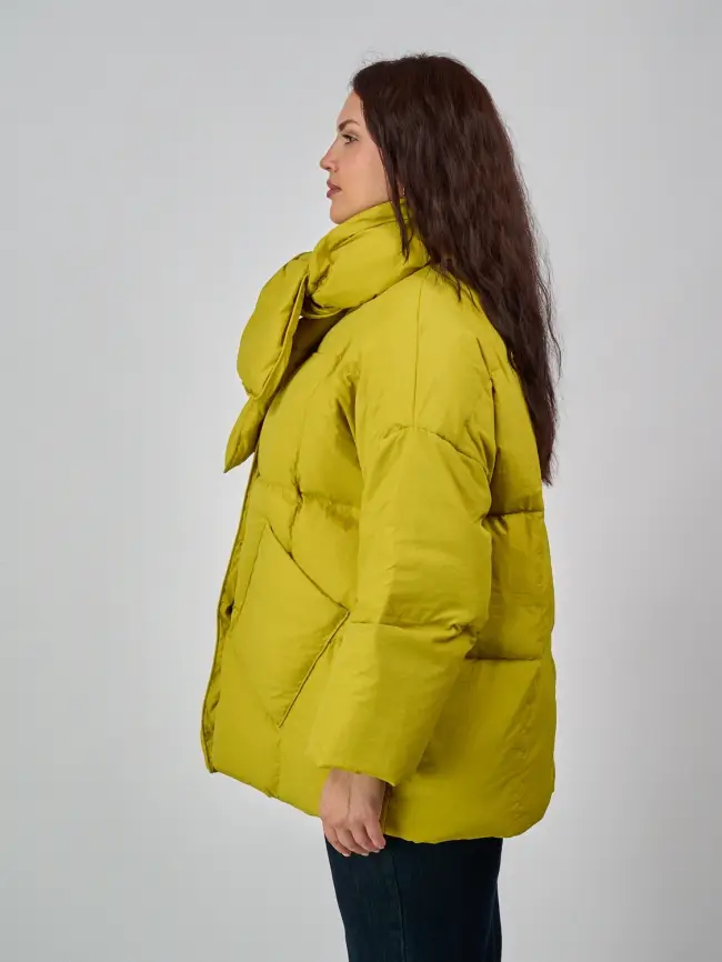 Пуховик женский с шарфом 8358 Размер 50-58 фото 9