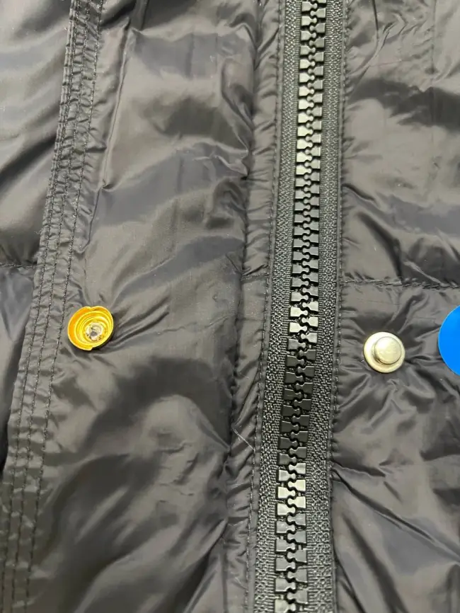 Жилет утепленный 8338 (черный) Уценка фото 2