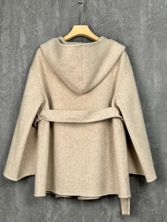 Пальто короткое с капюшоном 206 фото 11