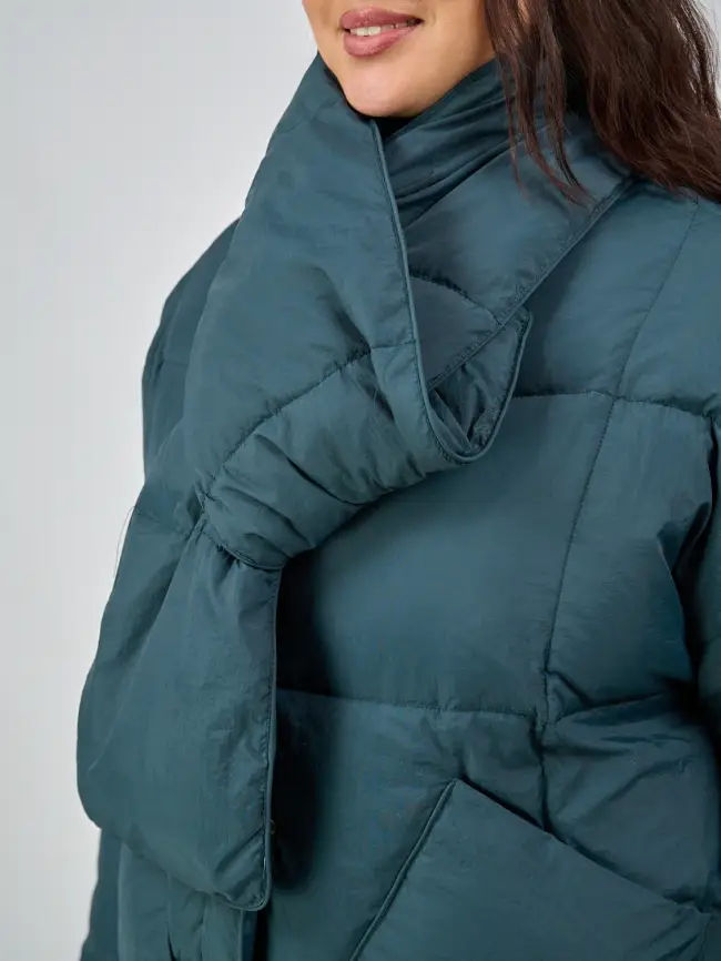 Пуховик женский с шарфом 8358 Размер 50-58 фото 19