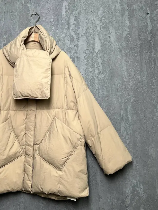 Пуховик женский с шарфом 8358 Размер 50-58 фото 98