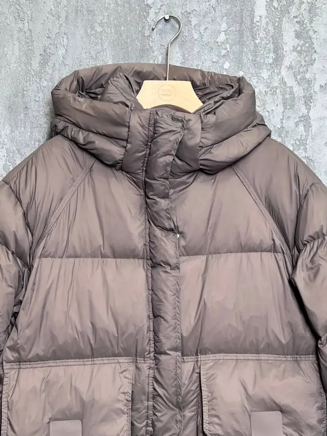 Пуховое пальто с кожаной вставкой 03741 Размер 48-54 фото 29