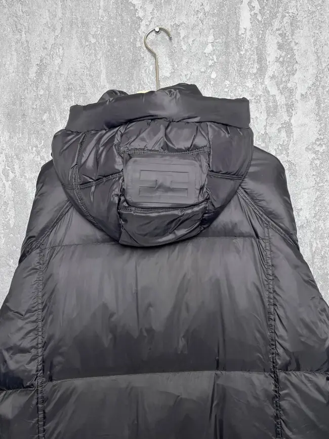 Пуховое пальто с кожаной вставкой 03741 Размер 48-54 фото 20