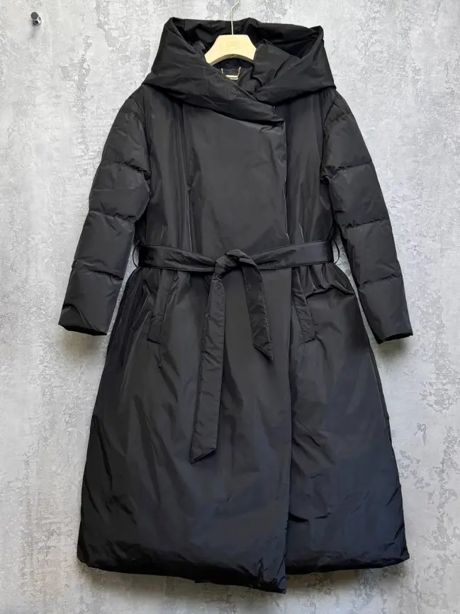 Зимний пуховик с поясом 2201 (черный) Уценка фото 1