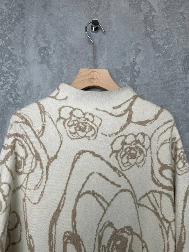 Джемпер "Цветочный принт" 0922 Размер 46-54 фото 26