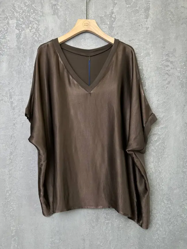 База атлас с V-вырезом 2317 (шоколад) Уценка фото 1