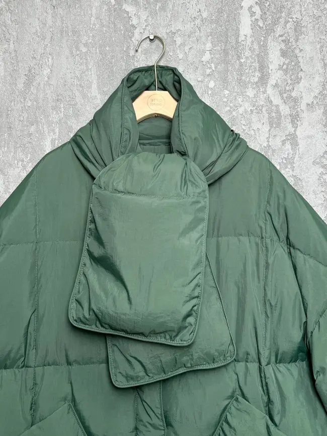 Пуховик женский с шарфом 8358 Размер 50-58 фото 75