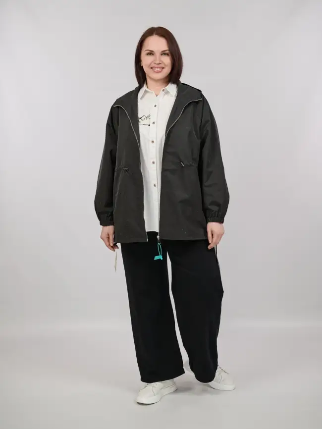 Ветровка со стразами 1633 Размер 50-58 фото 2