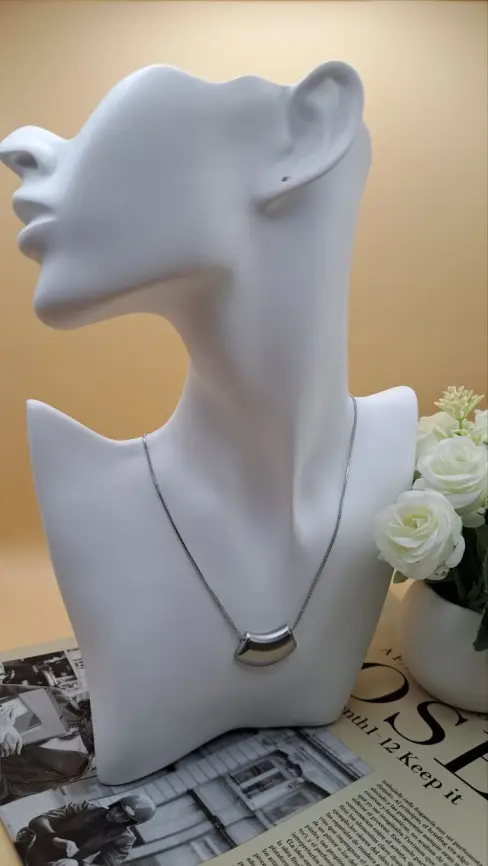 Колье серебряного цвета Б260036 фото 1