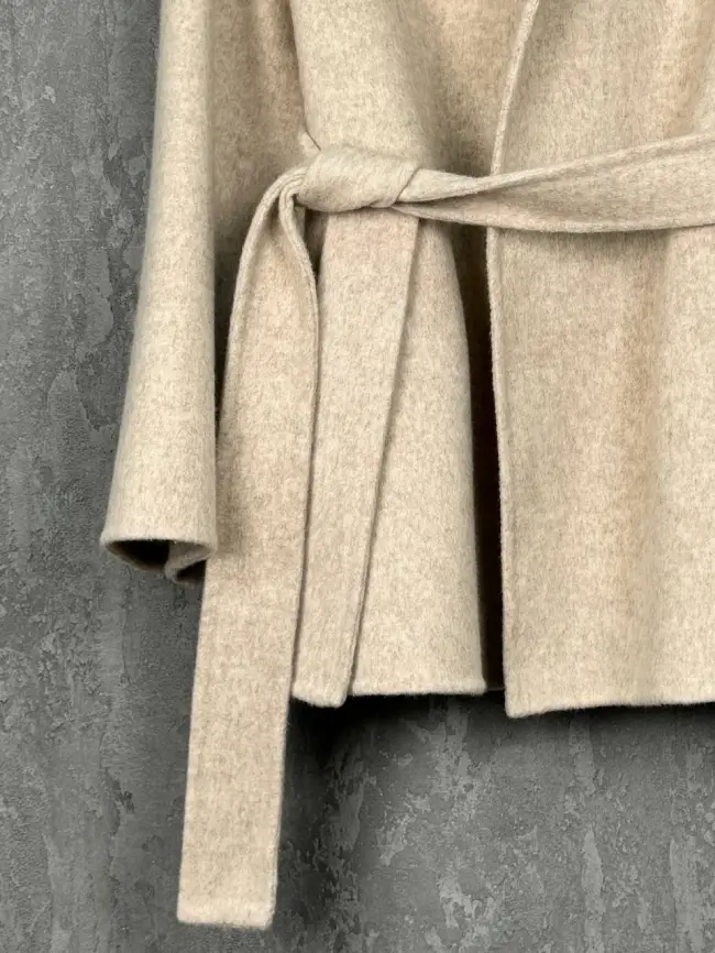 Пальто короткое с капюшоном 206 фото 9