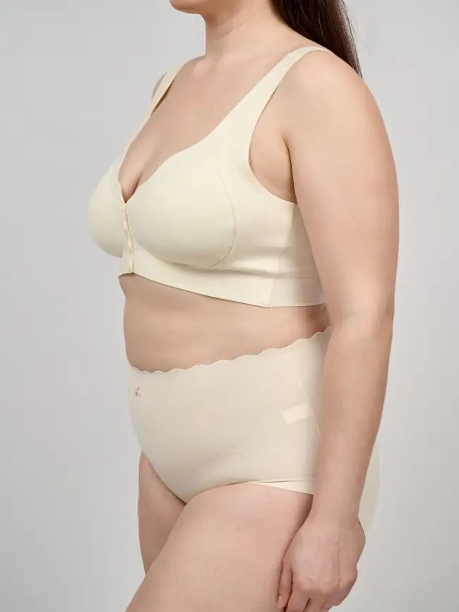 Топ бесшовный с чашками 1636 Размеры фото 43