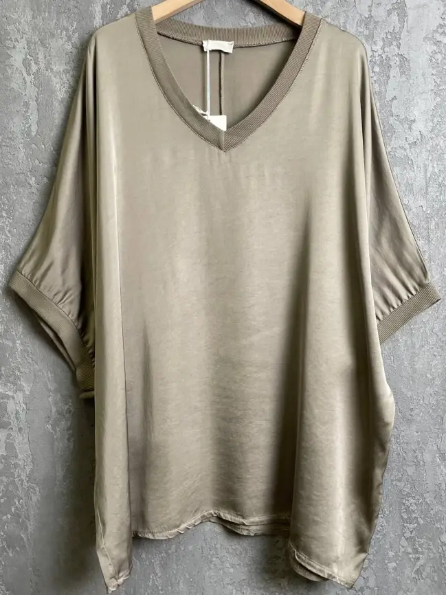 Блуза атлас 84085 (уценка) фото 1