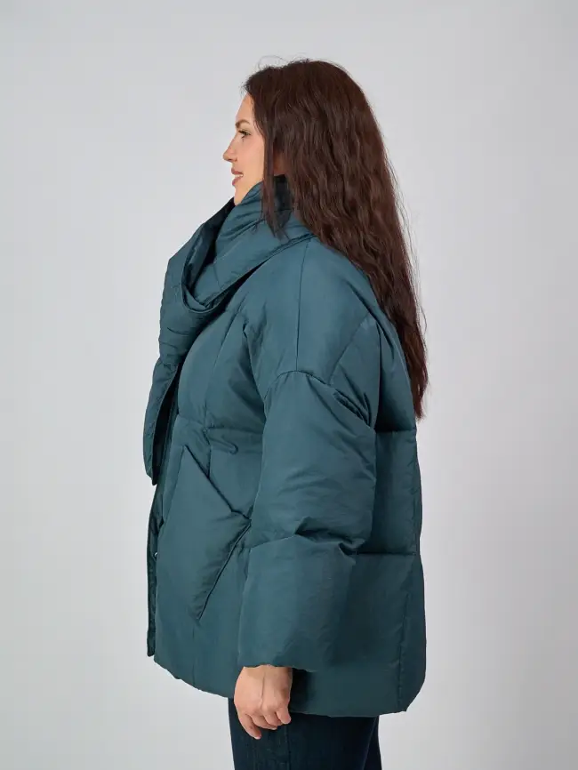 Пуховик женский с шарфом 8358 Размер 50-58 фото 17