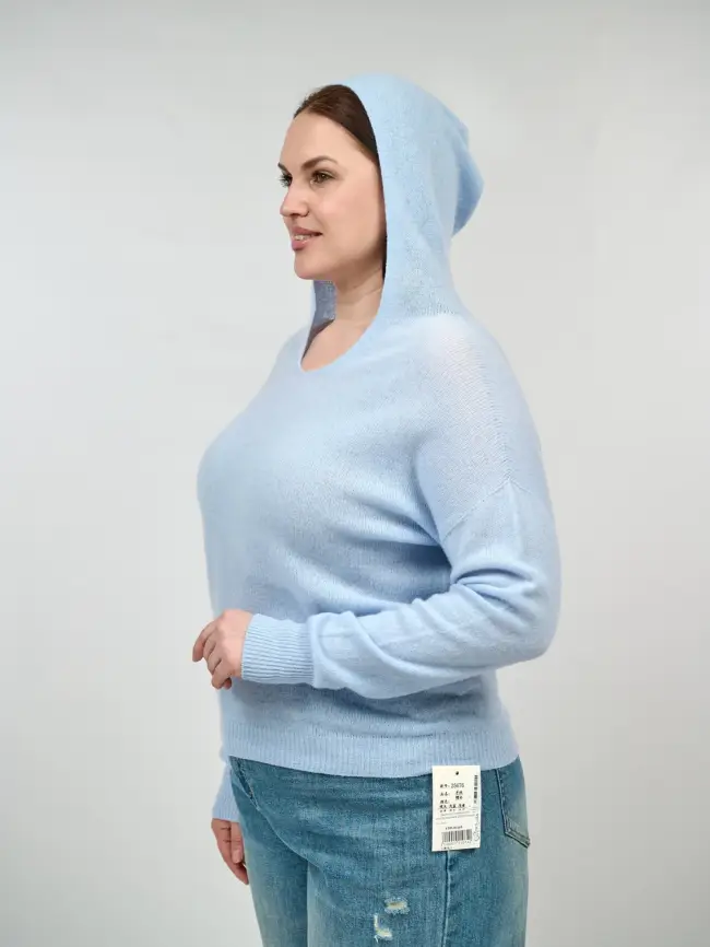 Шерстяной джемпер с капюшоном 25676 Размер 46-54 фото 3