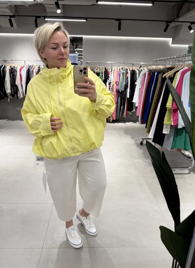 Ветровка облегченная с капюшоном 25185 Размер 52-58 фото 2