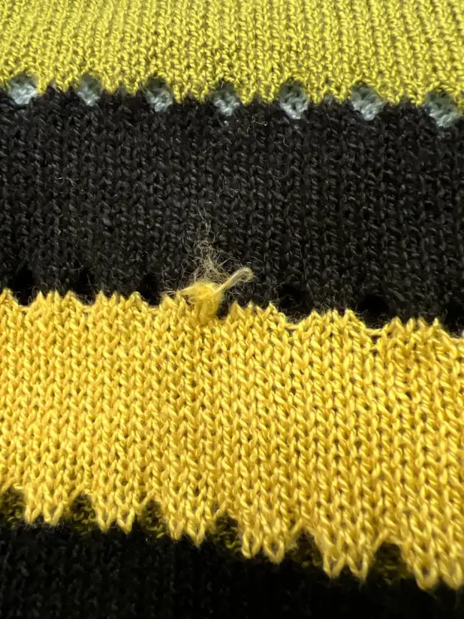 Жилет трикотажный 22962 размер 50- 58 (черный)Уценка фото 2