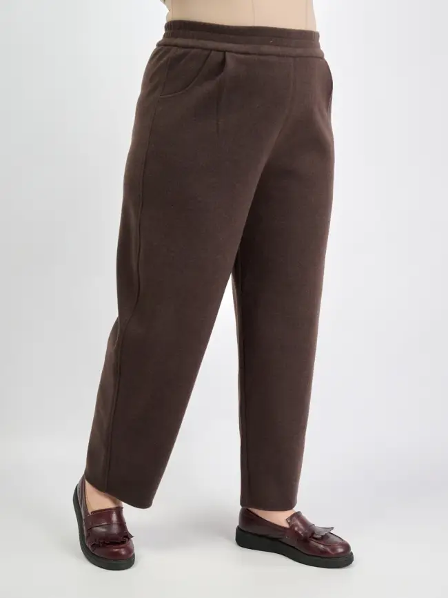 Брюки с защипами 