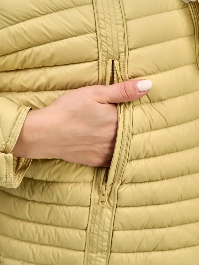 Куртка пуховая легкая 8184 Размер 48-58 фото 9