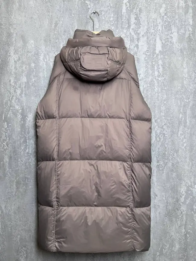 Пуховое пальто с кожаной вставкой 03741 Размер 48-54 фото 32