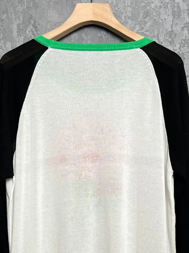 Джемпер с цветком 22917 размер 50- 58 фото 27