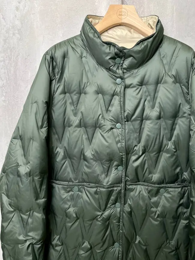 Удлинённая пуховая куртка 90312 Размеры 46-52 фото 4