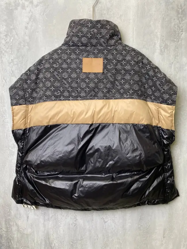 Жилет на двух молниях 1219 Размер 48-58 фото 24