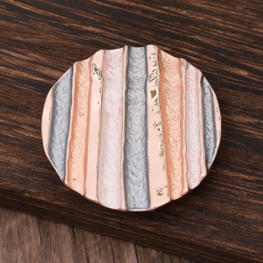 Брошь  фото 3